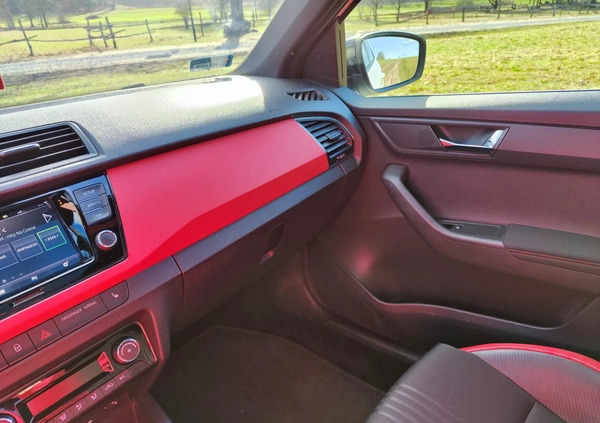 Skoda Fabia cena 59000 przebieg: 56000, rok produkcji 2019 z Gogolin małe 137